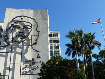 Visite de la Havane Moderne - Place de la Révolution