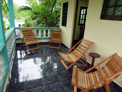 Terrasse en casa particular à Cuba