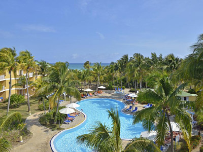 tryp cayo coco piscine