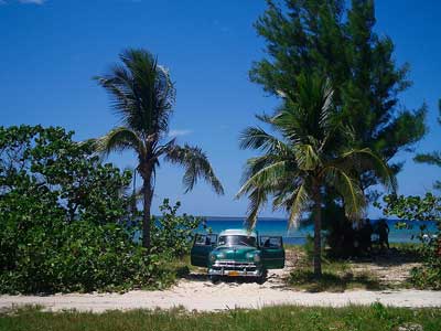 Ancienne voiture à Cuba 