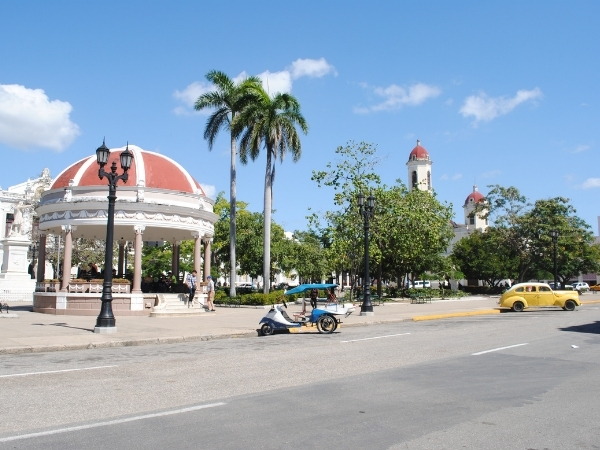 Voyage chez l'habitant à Cuba centre colonial et historique de cienfuegos